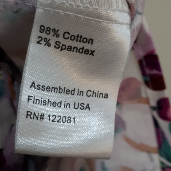 Cropped button up blouse - Picture 7 of 7